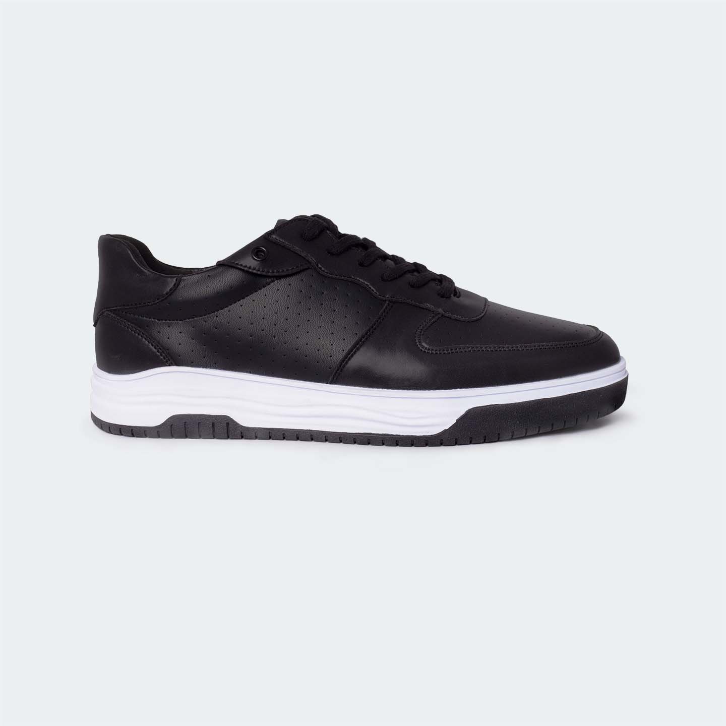 Caliber Shoes Black Casual Sneakers For Men